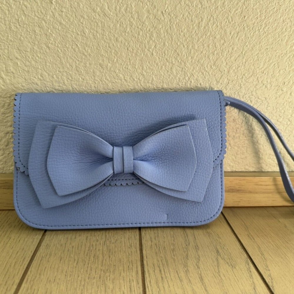 NWT Kate Spade New York Periwinkle Bow Wristlet Mollie Vanderbilt Place Clutch